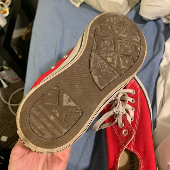 Red Converse - Picture 12 of 12